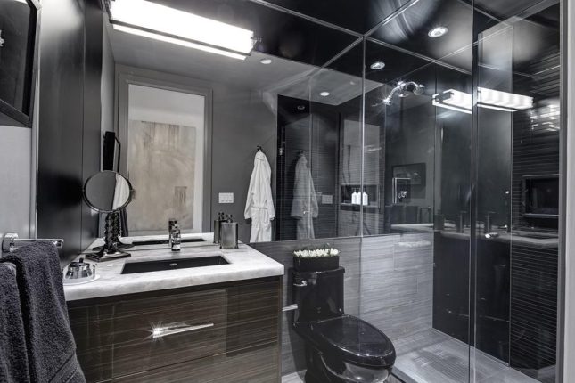 609 Avenue Road Condos Bathroom