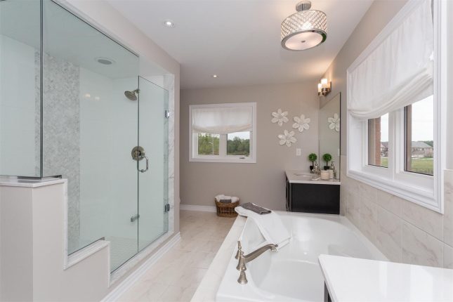 Empire Imagine Bathroom