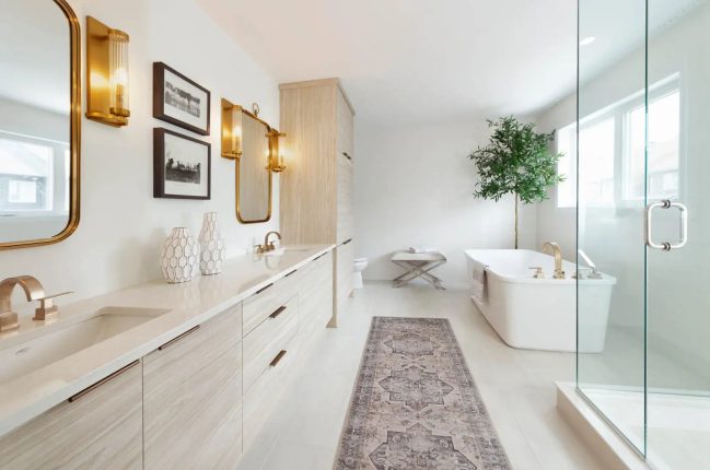 Findlay Creek Village (Tartan) Bathroom