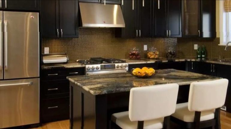 Findlay Creek Village (Tartan) Kitchen