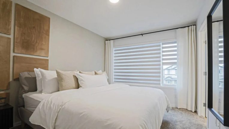 Cy Becker by Sterling Homes (Edmonton) Bedroom