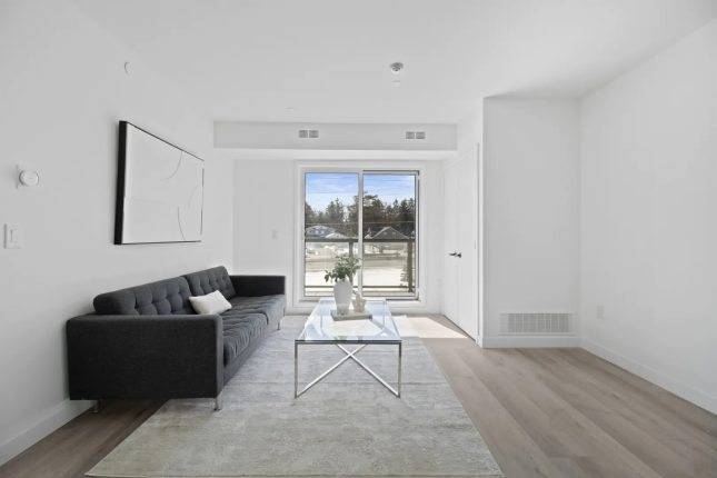 Orchard Park Condos Living Room